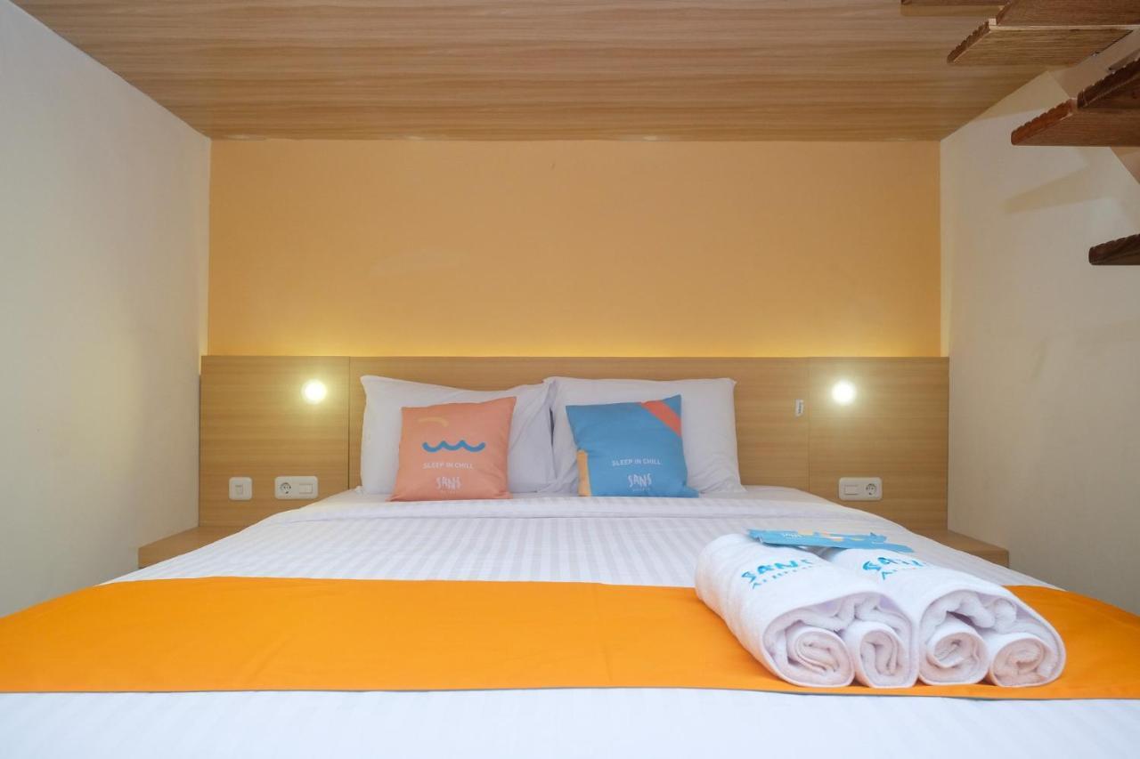 Sans Hotel Aurum Majapahit 三宝垄 外观 照片