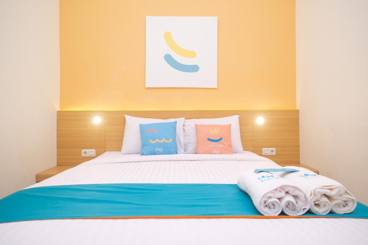 Sans Hotel Aurum Majapahit 三宝垄 外观 照片